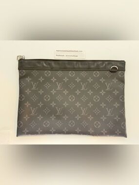 Louis Vuitton Monogram Eclipse Discovery Pochette GM w/Entrupy COA